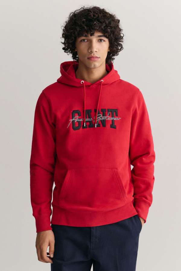 ELEGÍTŐ FELSŐ GANT ARCH SCRIPT HOODIE RUBY RED