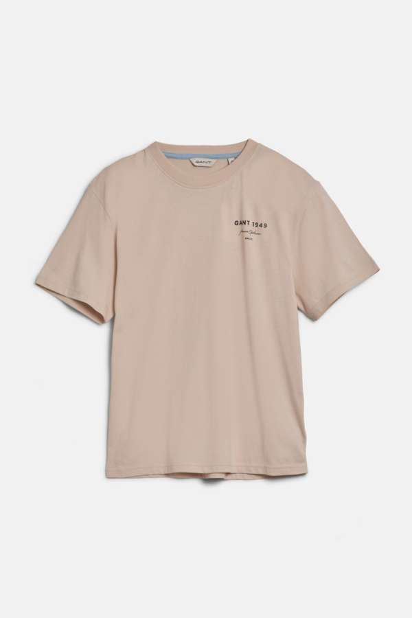 PÓLÓ GANT GRAPHIC SCRIPT RELAXED T-SHIRT SOFT OAT