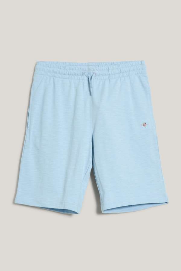 TRÉNINGRUHA RÖVIDNADRÁG GANT SHIELD COTTON SLUB SHORTS CALMING BLUE