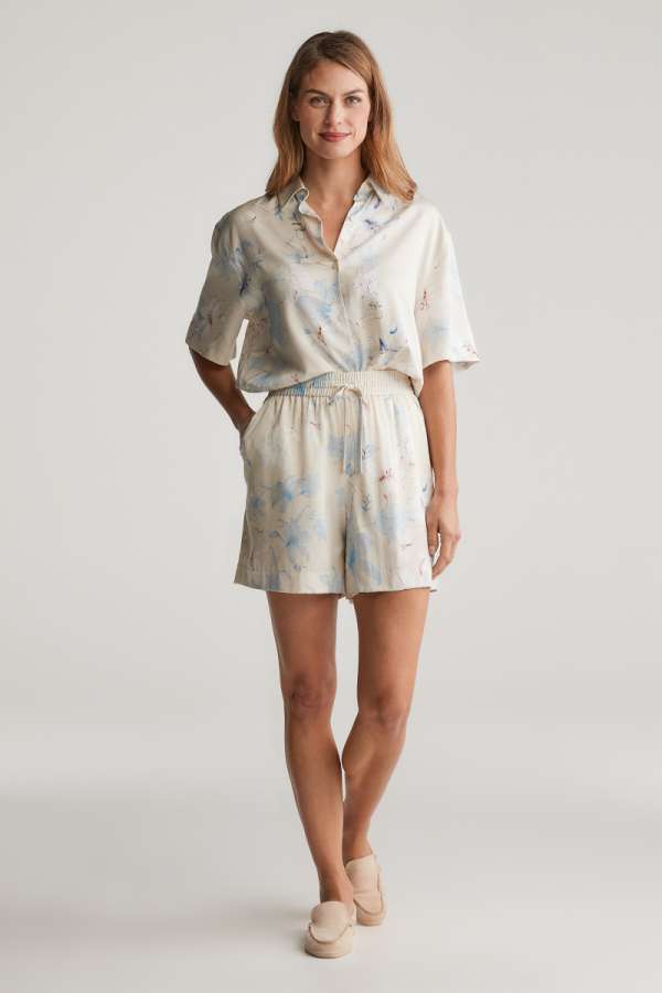 RÖVIDNADRÁG GANT REL FLORAL PRINT SHORTS PUTTY