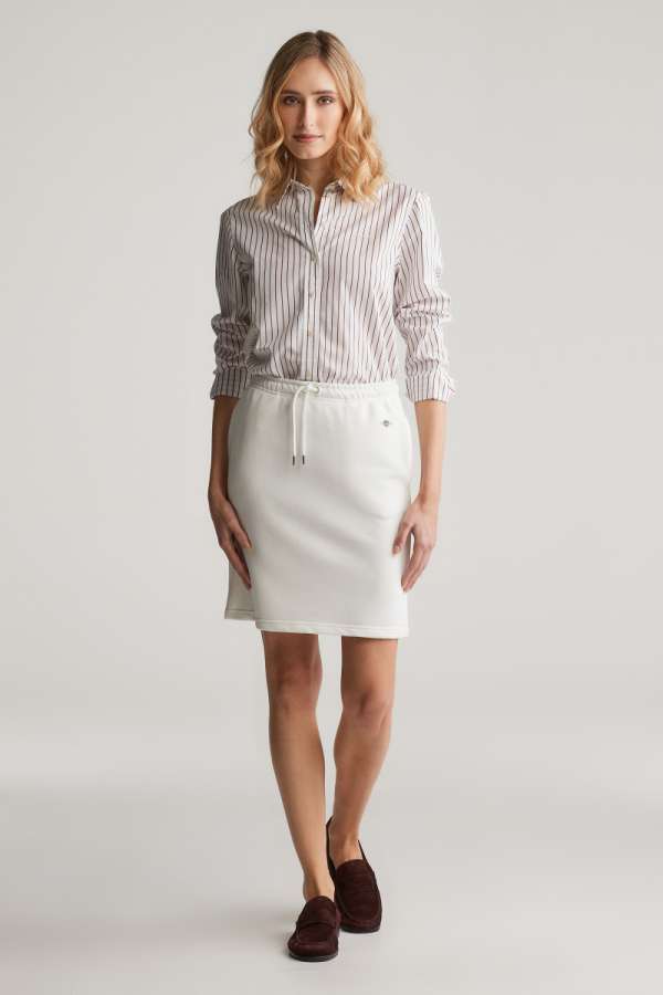 MELEGÍTŐSZOKNYA GANT REG SHIELD JERSEY SKIRT EGGSHELL