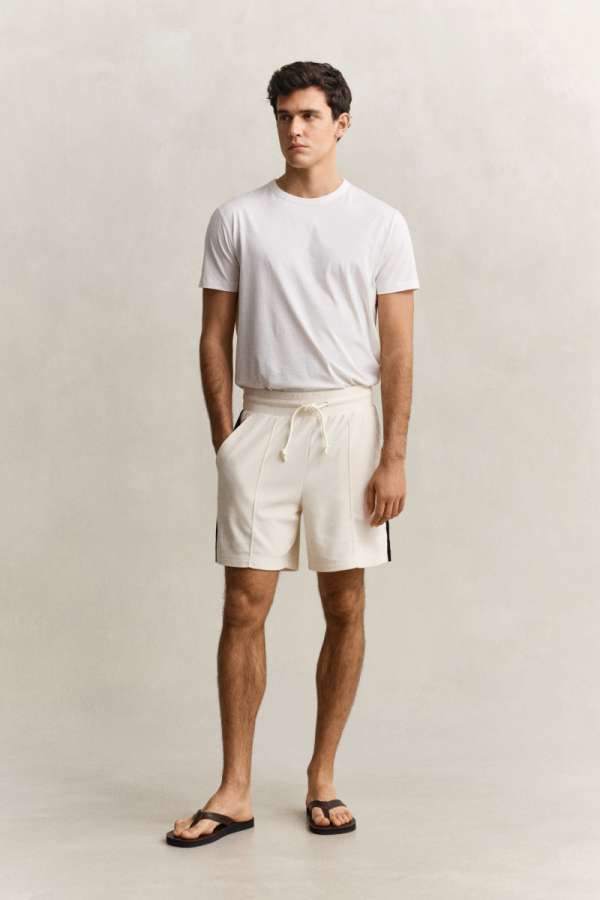 TRÉNINGRUHA RÖVIDNADRÁG GANT TOWELLING HORT CREAMED WHITE