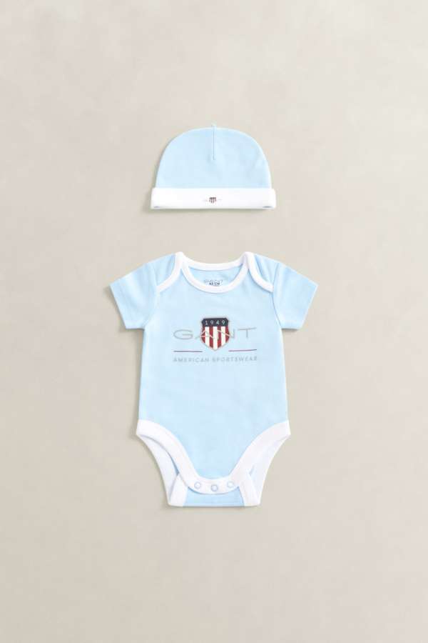 GYEREK SZETT GANT SS ROMPER AND HAT SET SKY BLUE