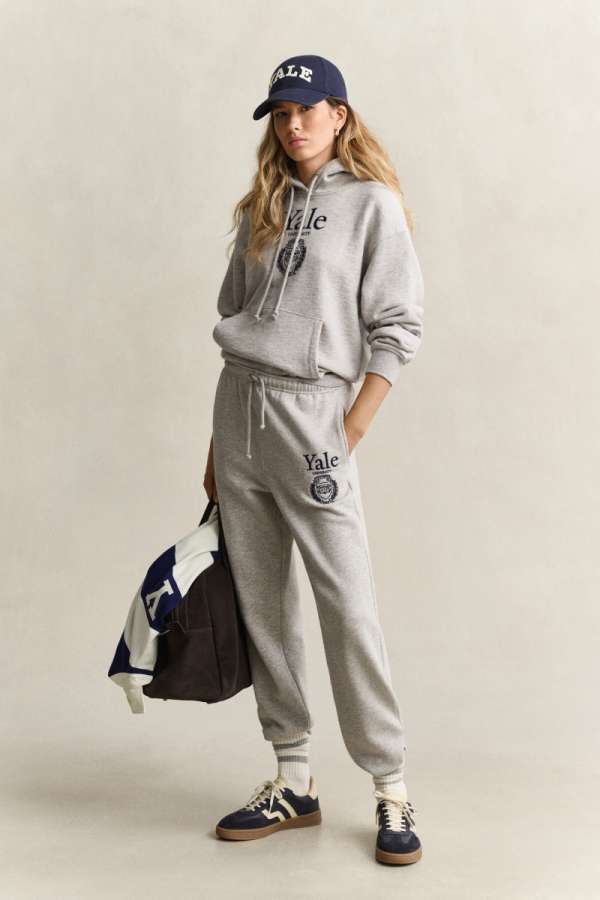 TRÉNINGNADRÁG GANT REG GRAPHIC SWEATPANTS GREY MELANGE