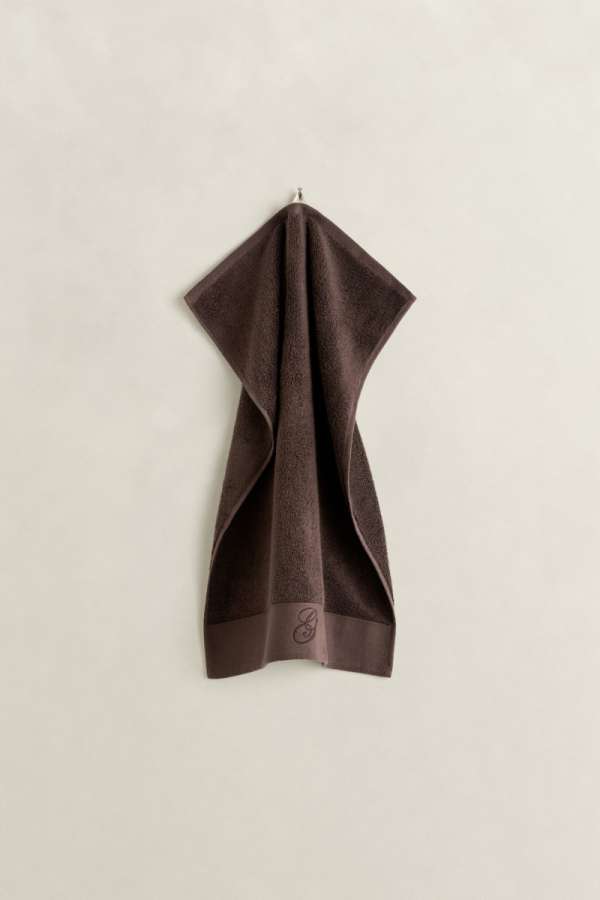 TÖRÜLKÖZŐ GANT EMBROIDERY TOWEL 50X70 DEEP BROWN