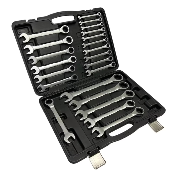 22 részes racsnis csillag-villás kulcskészlet hordozó dobozban