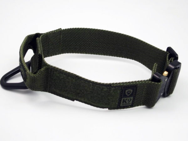 K9 Thorn Nyakörv fogantyúval Cobra-Bravo 45mm, olajzöld színű