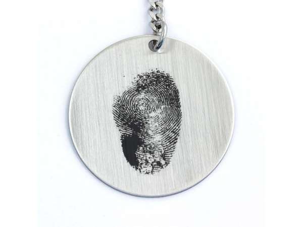 Ujjlenyomatos acél kör medálos kulcstartó