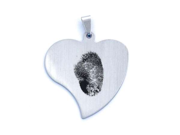 Ujjlenyomatos acél szív medál