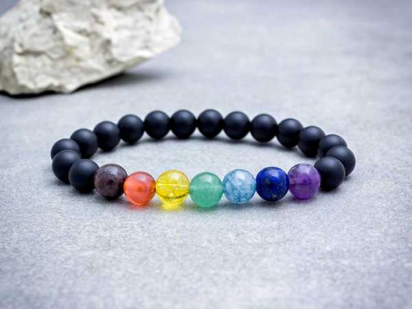 A matt ónix szilárdsága csakra ásvány karkötő