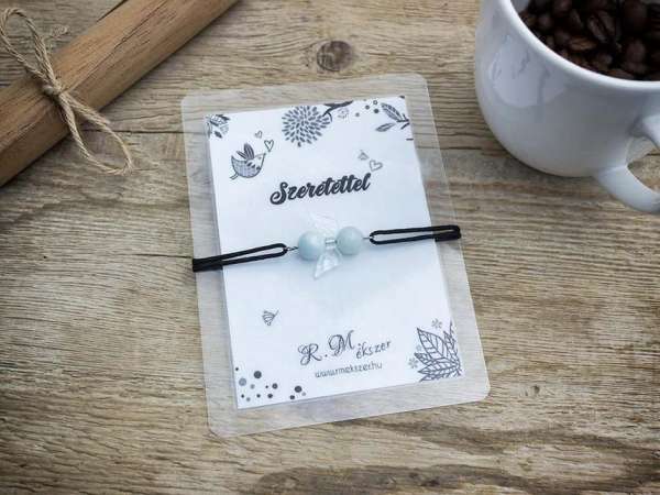 Szeretettel akvamarin angyal karkötő