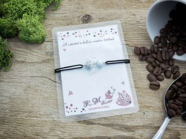 A szeretet a howlit angyal karkötő