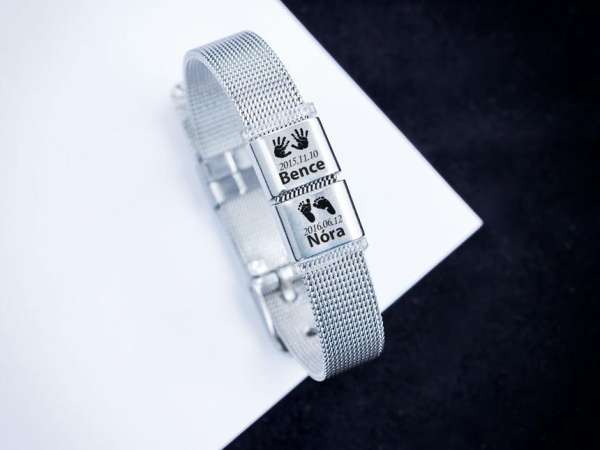 Kéz és láblenyomat 2 egyedi medálos MoMents acél karkötő