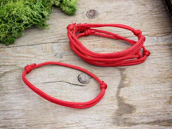 Kabbala védelmező vörös paracord karkötő 5 dbos csomag