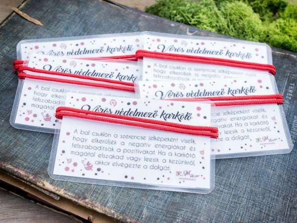 Kabbala védelmező vörös paracord karkötő kártyával 5 dbos csomag