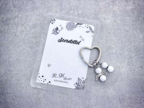 Szeretettel kulcstartó tejkvarccal