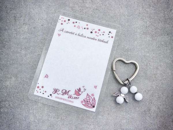 A szeretet kulcstartó tejkvarccal