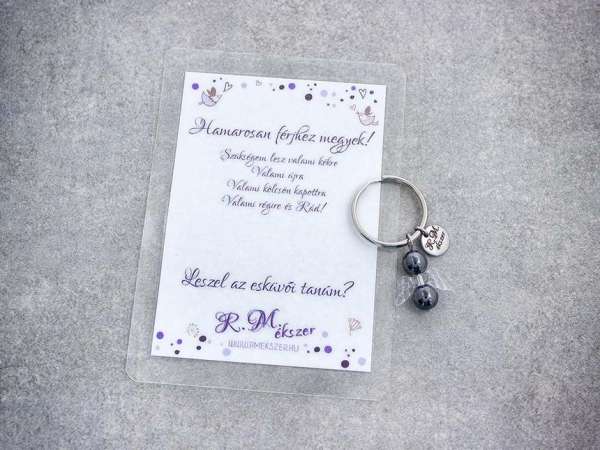 Hamarosan férjhez megyek kulcstartó hematittal
