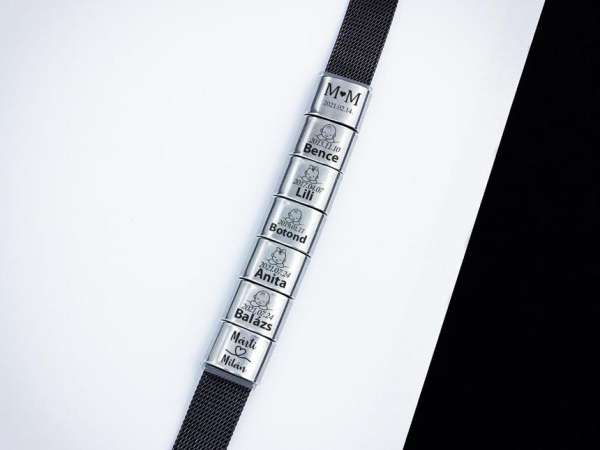 Egyedi 7 egyedi medálos MoMents fekete színű acél karkötő