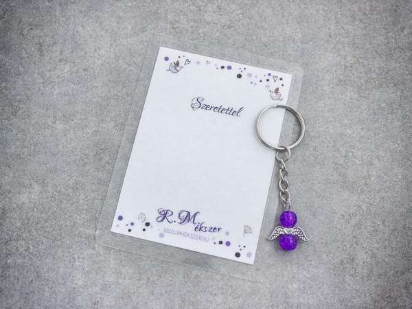 Szeretettel lila angyal medálos kulcstartó