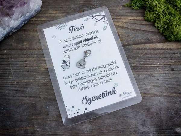 Szeretünk Tesó medál köszönő kártyával
