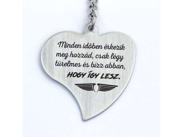 Így lesz acél szív medálos kulcstartó