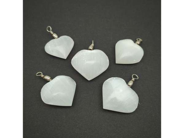 Szelenit szív medál 2-3cm