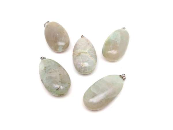 Ovális medál garnierit 30-40mm (MDG)