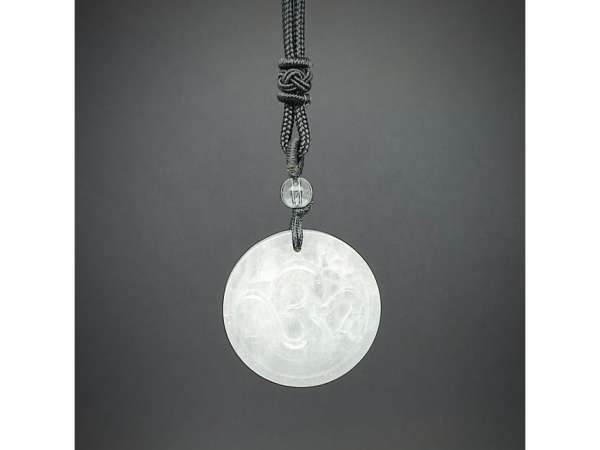 Kör om hegyikristály medál zsinóron 3,5cm