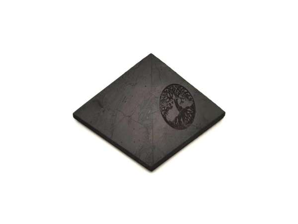 Shungit piramis gravírozott életfa 15cm