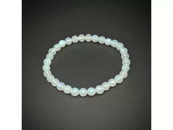 Achát fazettált fehér golyó karkötő 6mm