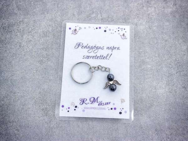 Pedagógus napra kulcstartó hematittal