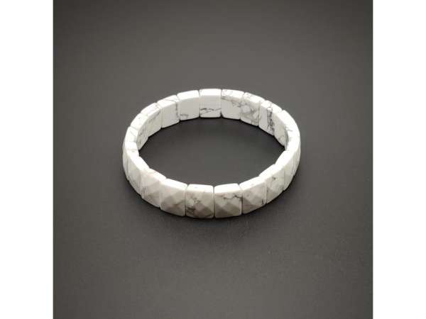 Howlit fazettált téglalap karkötő 12-12,5x9,5-10mm