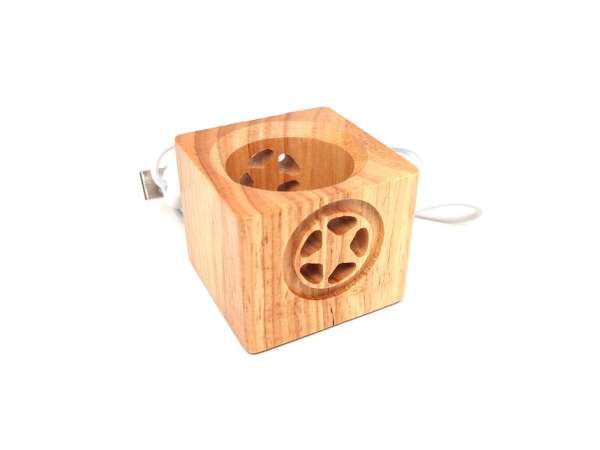 Lámpa USB fa talpas kocka csillag fehér 6x6cm