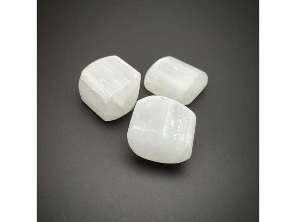 Szelenit dobcsiszolat 3-4cm 3db /csomag