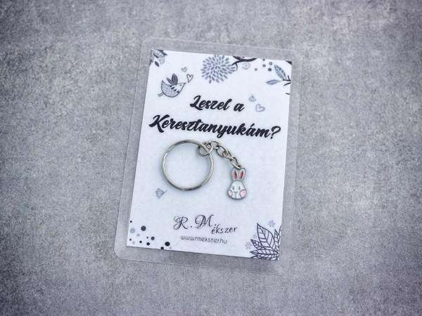 Leszel a Keresztanyukám színes nyuszi medálos kulcstartó
