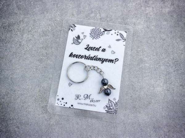 Leszel a koszorúslányom kulcstartó hematittal