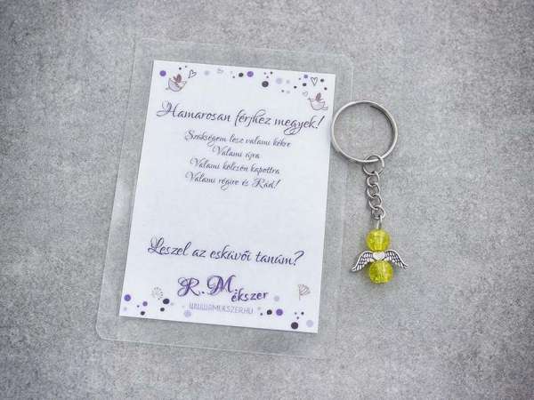 Hamarosan férjhez megyek sárga angyal medálos kulcstartó