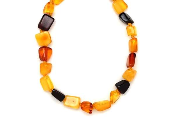 Borostyán csiszolt 4-8x6-12mm nyaklánc 45cm