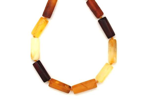 Borostyán matt henger 6-8x11-17mm nyaklánc 50-55cm