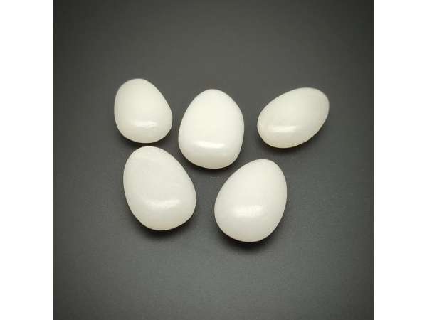 25/30mm Jáde fehér csepp