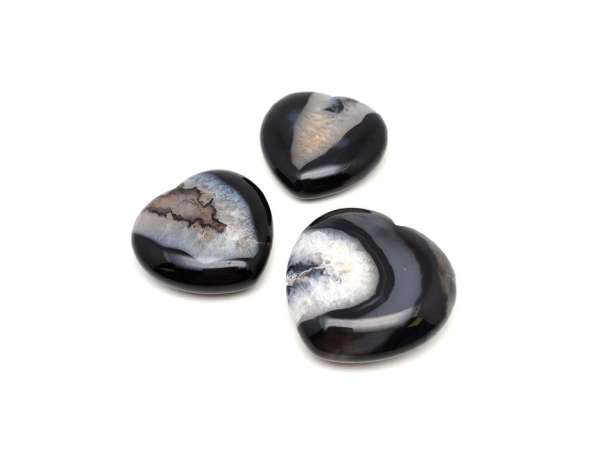 Achát fekete fehér szív 4-5cm