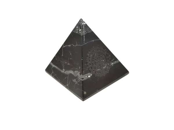 Onix fekete piramis sri yantra fekete 6-7cm