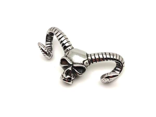 Medál acél koponya 5x2cm