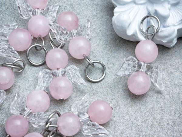 Angyal a Szívből rózsakvarc ásvány medál 100dbos csomag