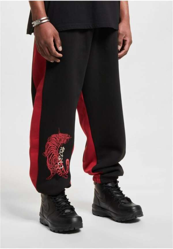 Dangerous DNGRS Bold Sweatpants black/red