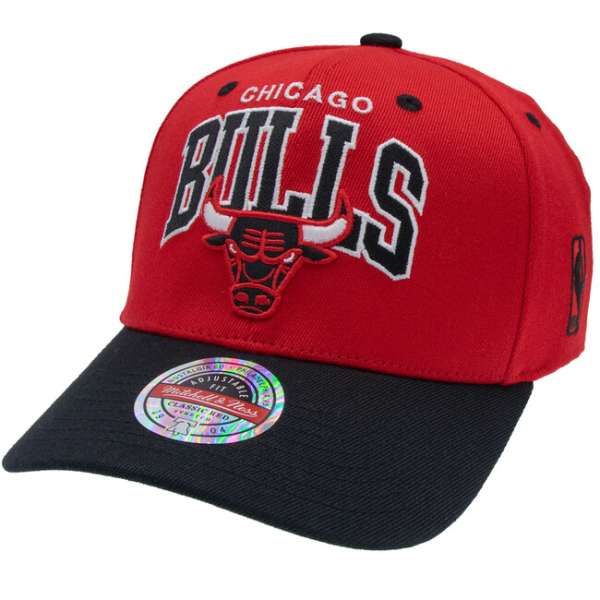 Mitchell & Ness snapback Chicago Bulls Team Arch Snapback red/black