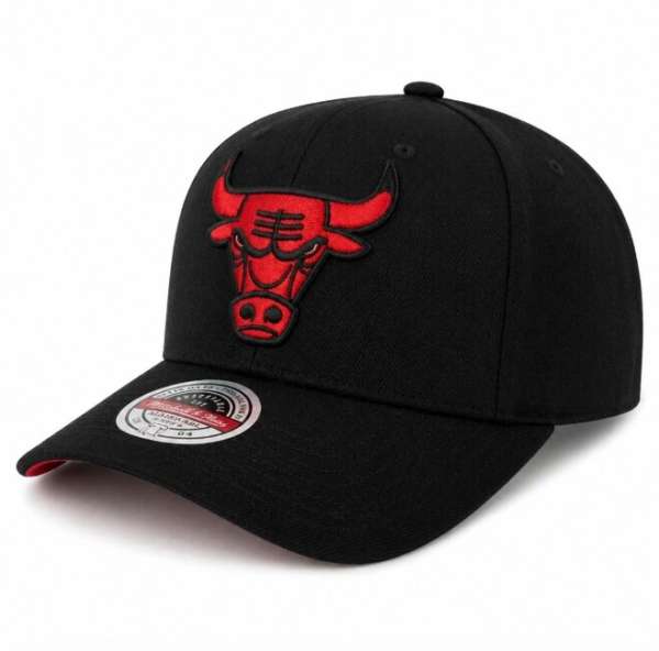 Mitchell & Ness snapback Chicago Bulls Inferno Classic Red black/red