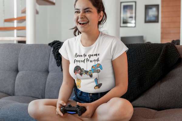 Born to game. Forced to work fehér póló