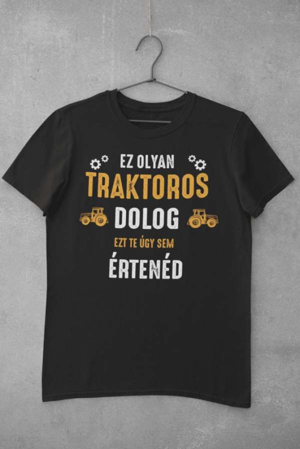 Ez olyan traktoros dolog fekete póló